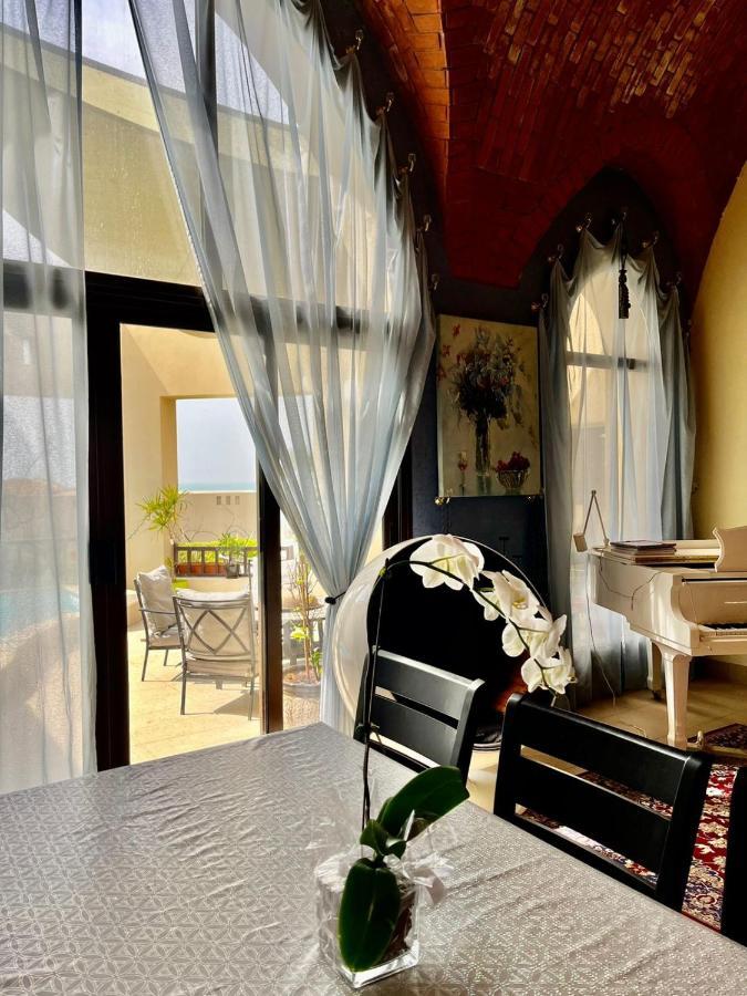 Private Guest House In Five Stars Resort 拉斯阿尔卡麦 外观 照片
